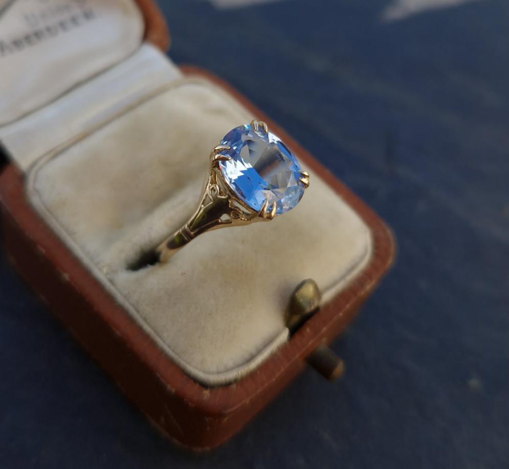 Art Deco Spinel 9ct Gold Ring