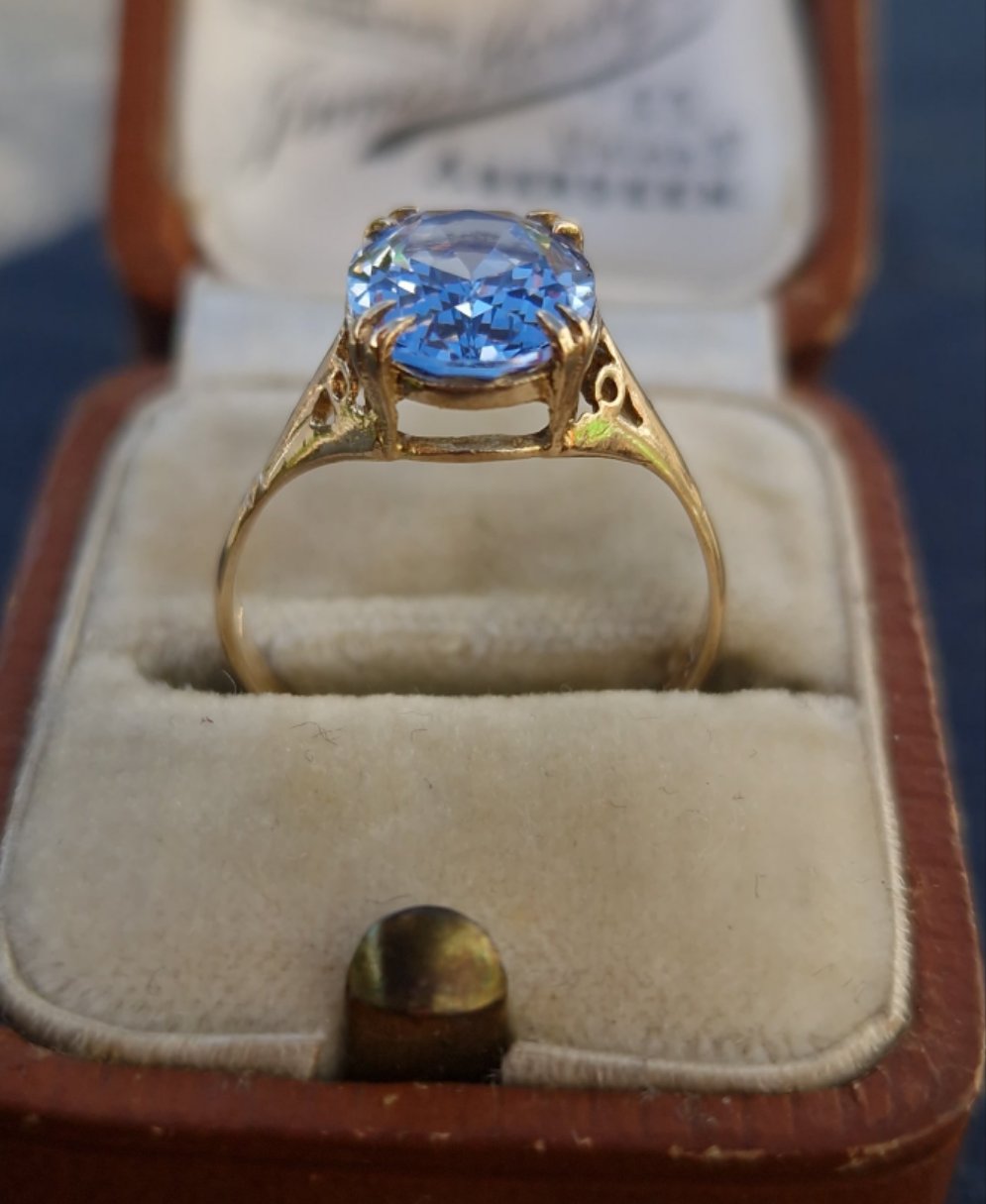 Art Deco Spinel 9ct Gold Ring