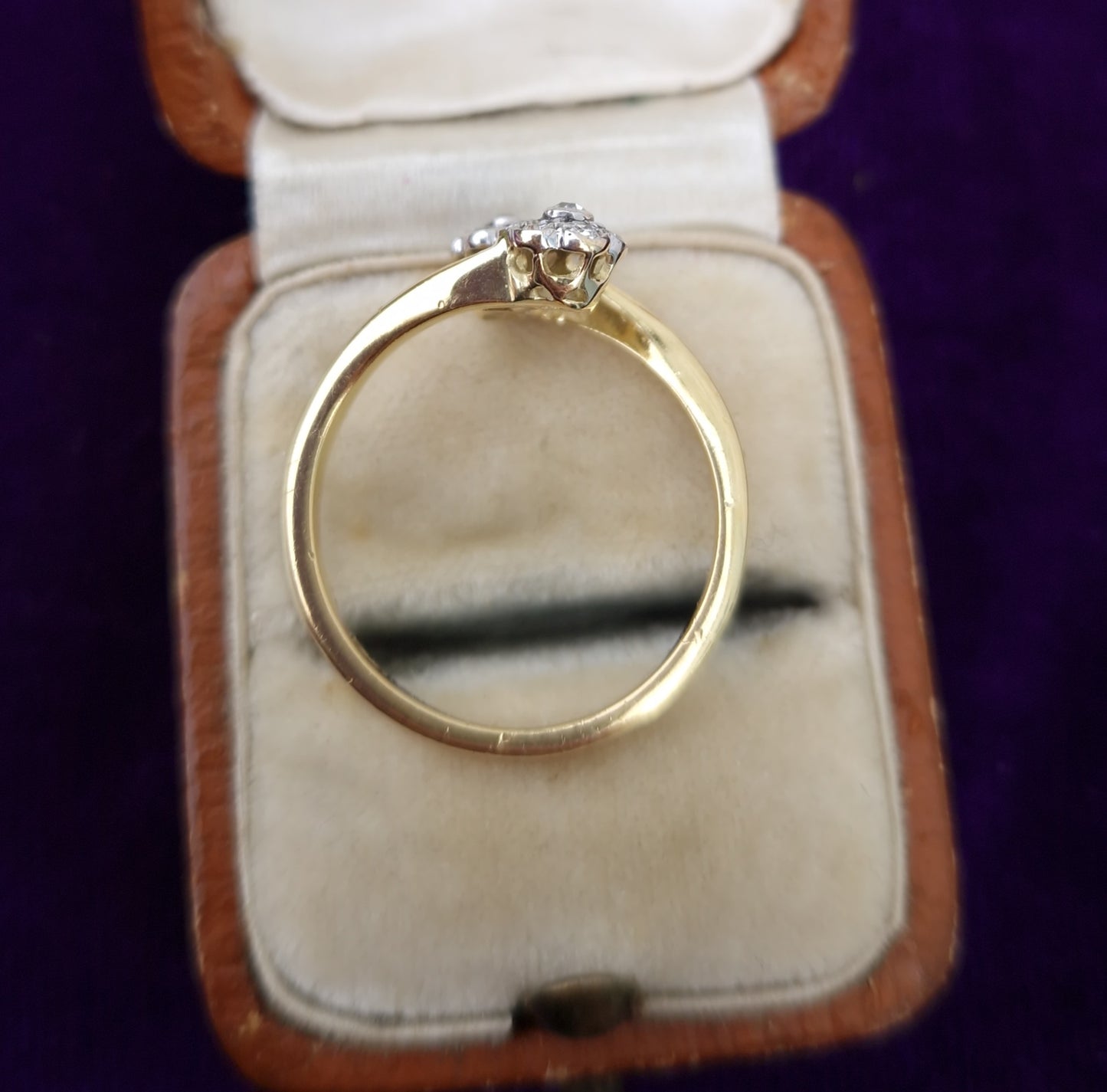 Vintage 0.16ct Diamond Daisy Crossover Ring 18ct Gold