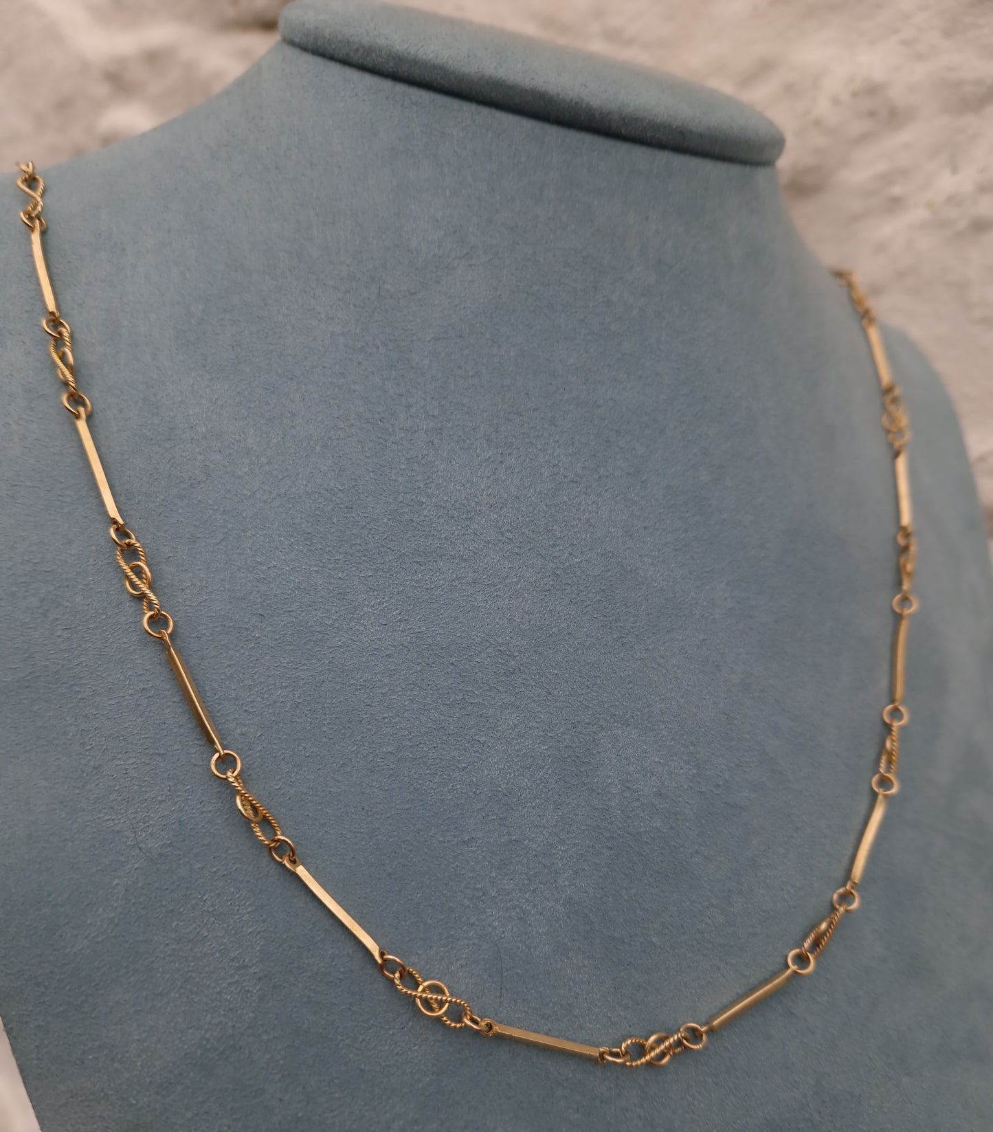 Pre-loved 9ct Gold Fancy Link Chain 28 Inches 14.7g