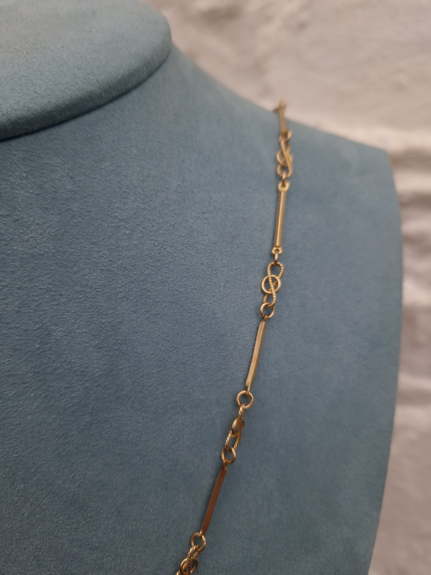 Pre-loved 9ct Gold Fancy Link Chain 28 Inches 14.7g