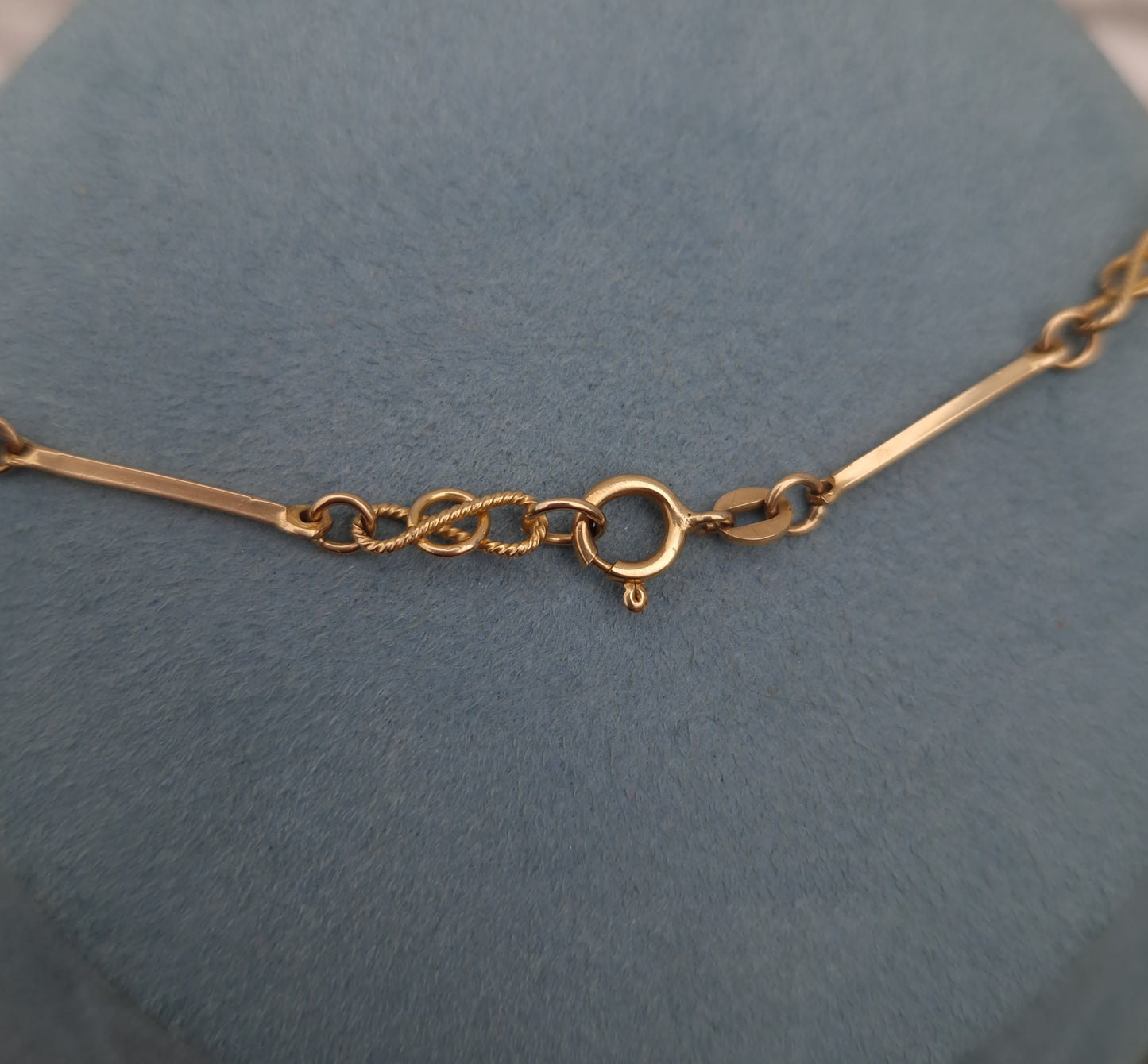 Pre-loved 9ct Gold Fancy Link Chain 28 Inches 14.7g