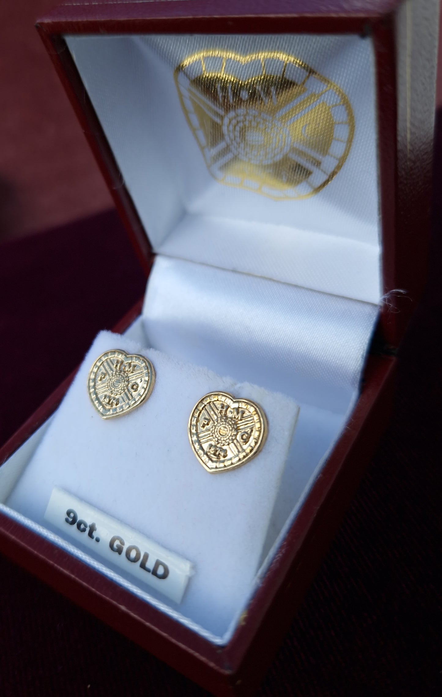Pre-loved 9ct Gold Earrings Heart of Midlothian Football Club