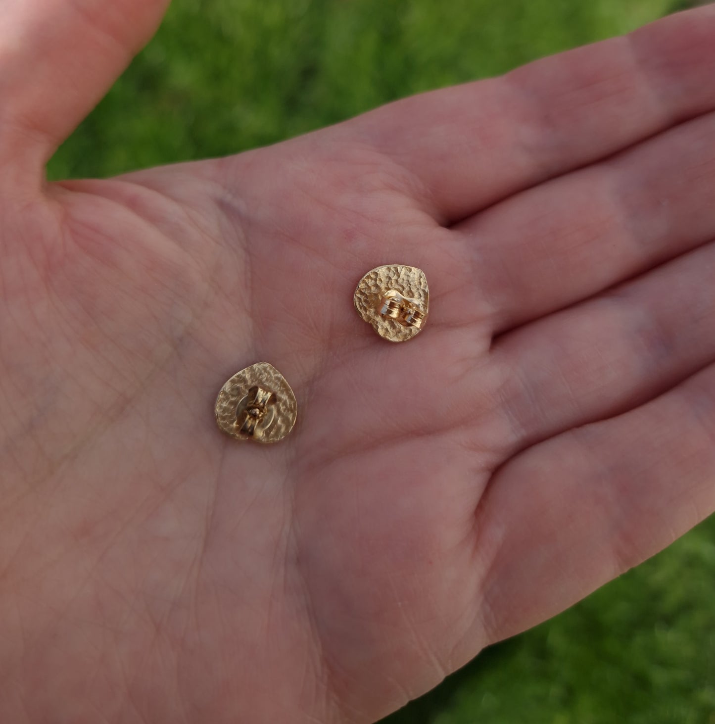 Pre-loved 9ct Gold Earrings Heart of Midlothian Football Club