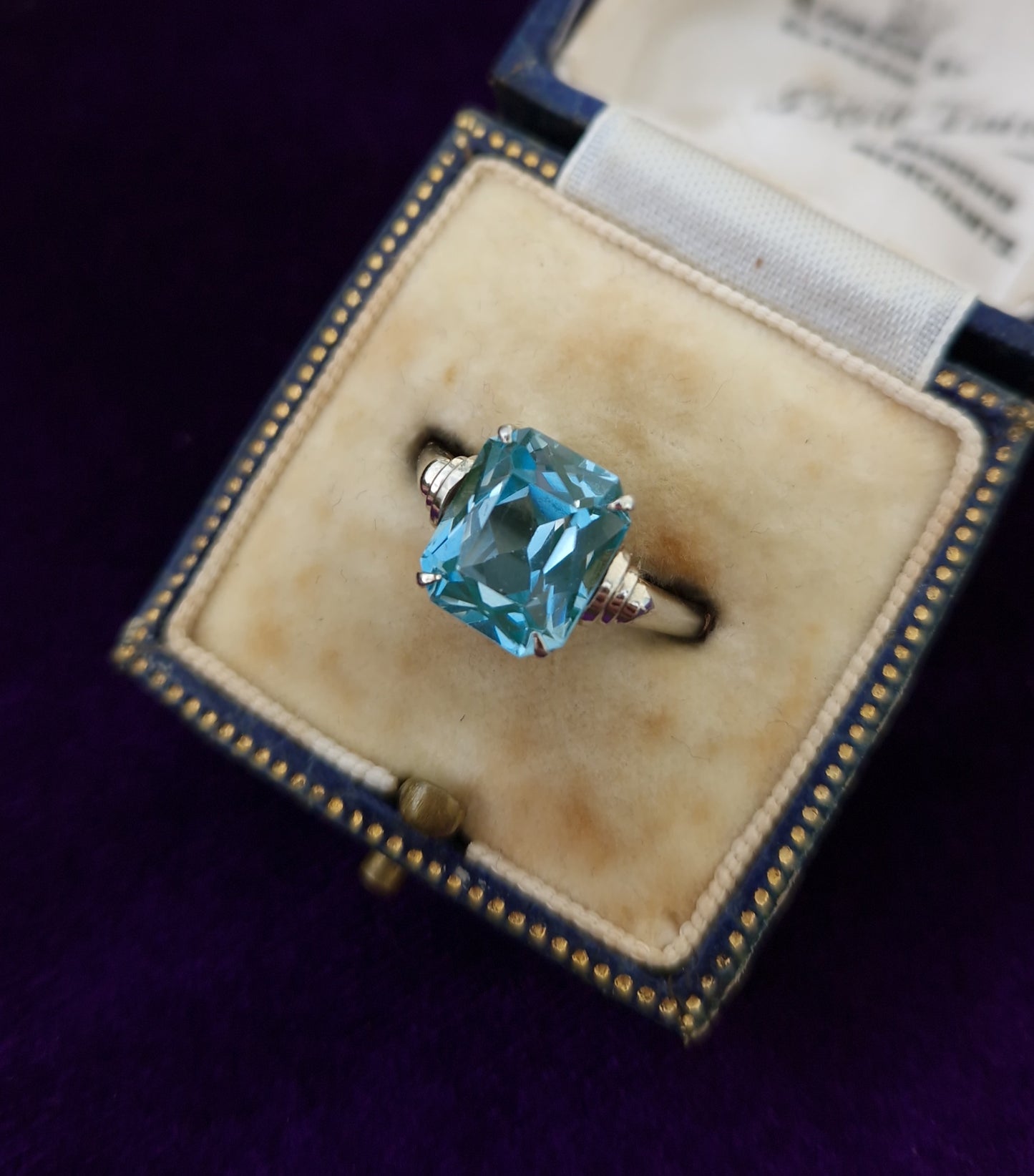 Art Deco 9ct Gold Spinel Ring