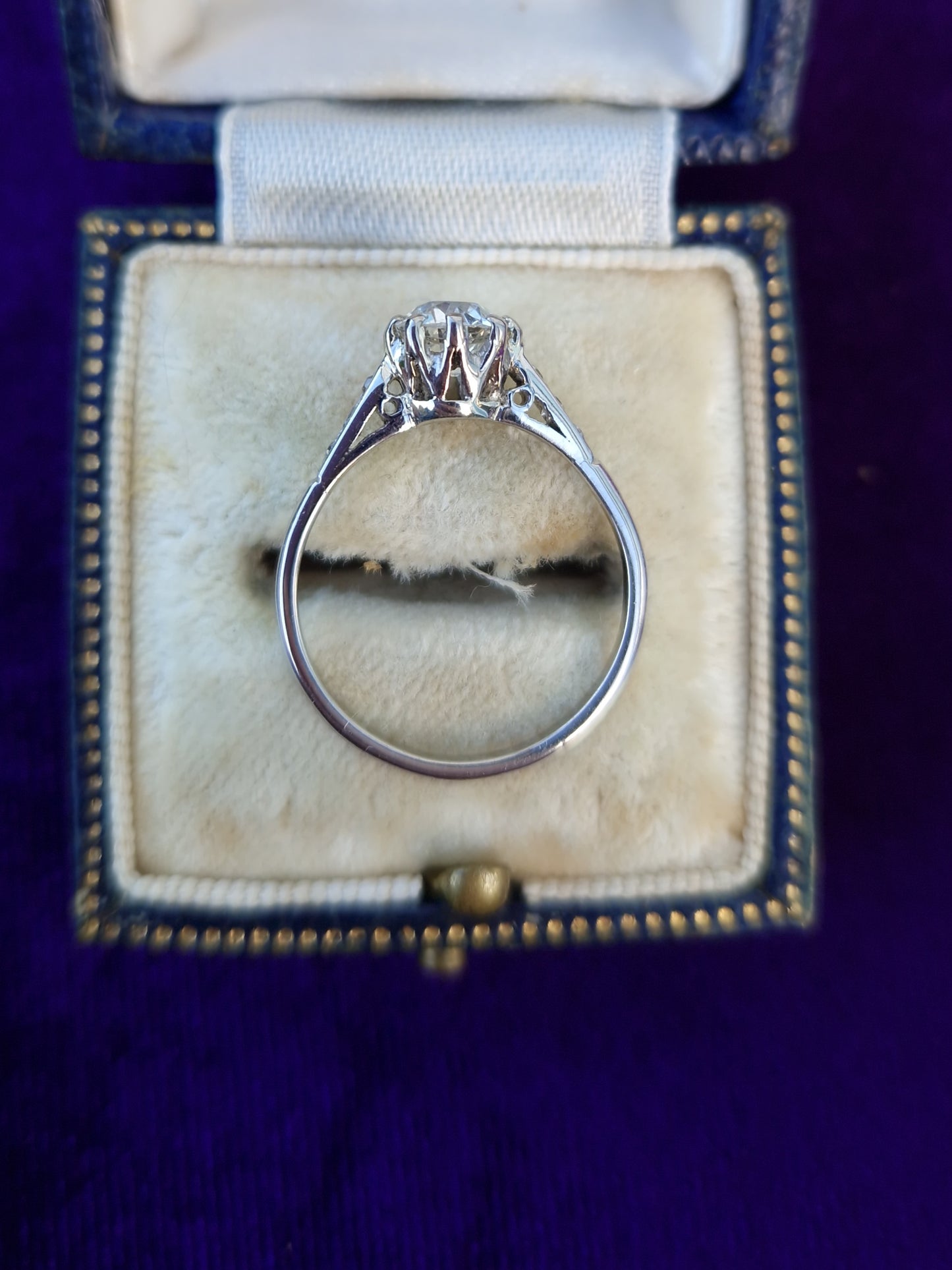 Antique 0.85ct Diamond Platinum Solitaire Ring