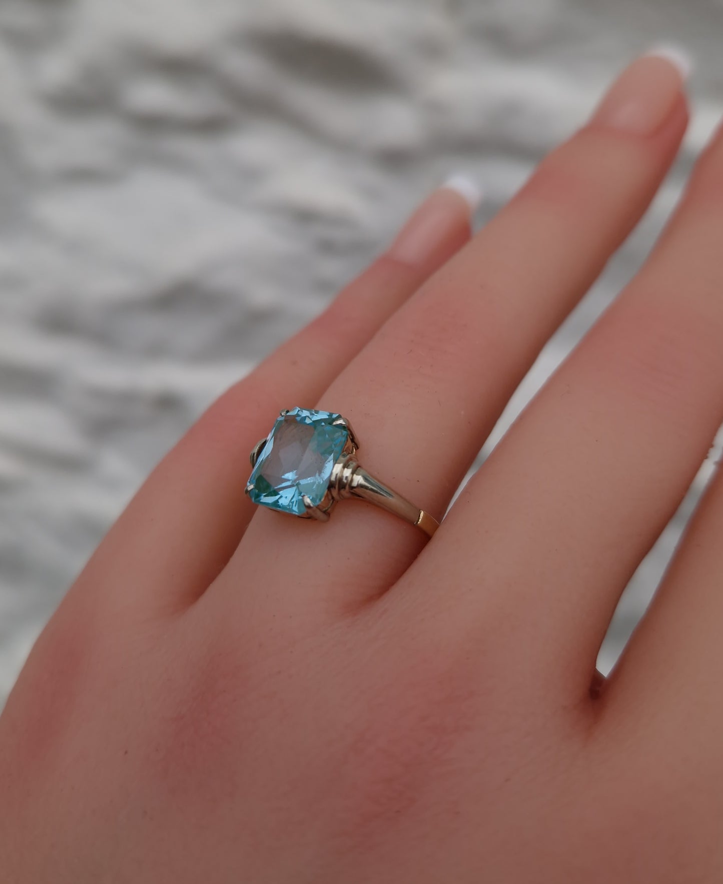 Art Deco 9ct Gold Spinel Ring