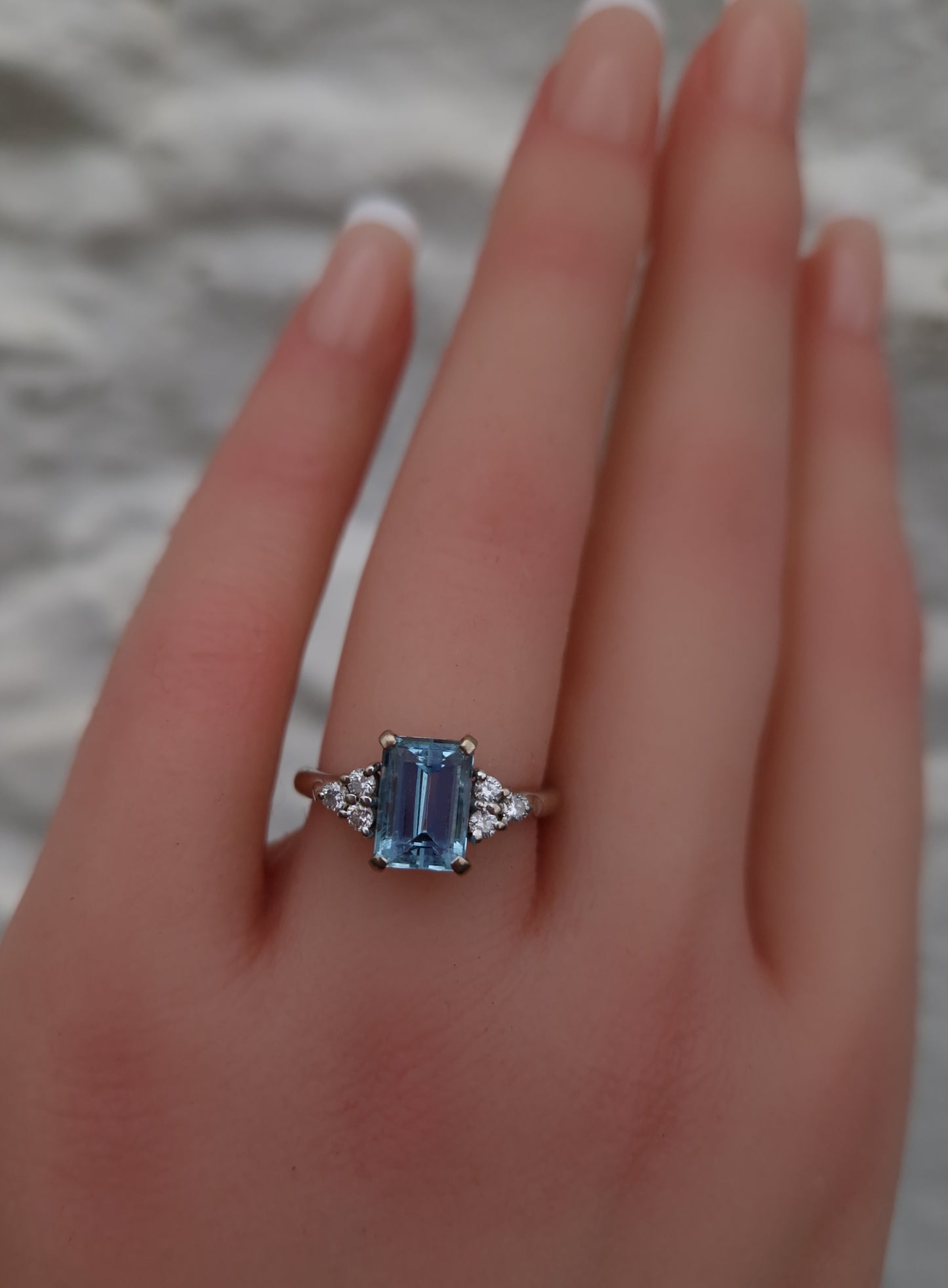Aquamarine Diamond 18ct White Gold Ring