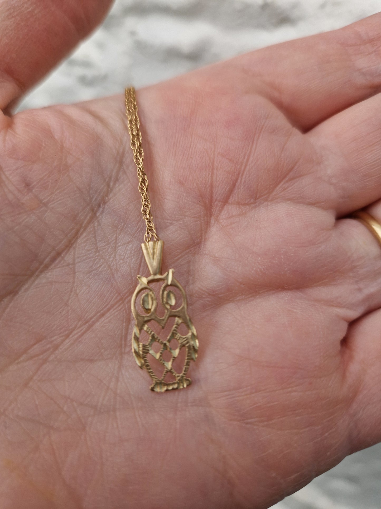 Vintage Owl Pendant Necklace 9ct Gold