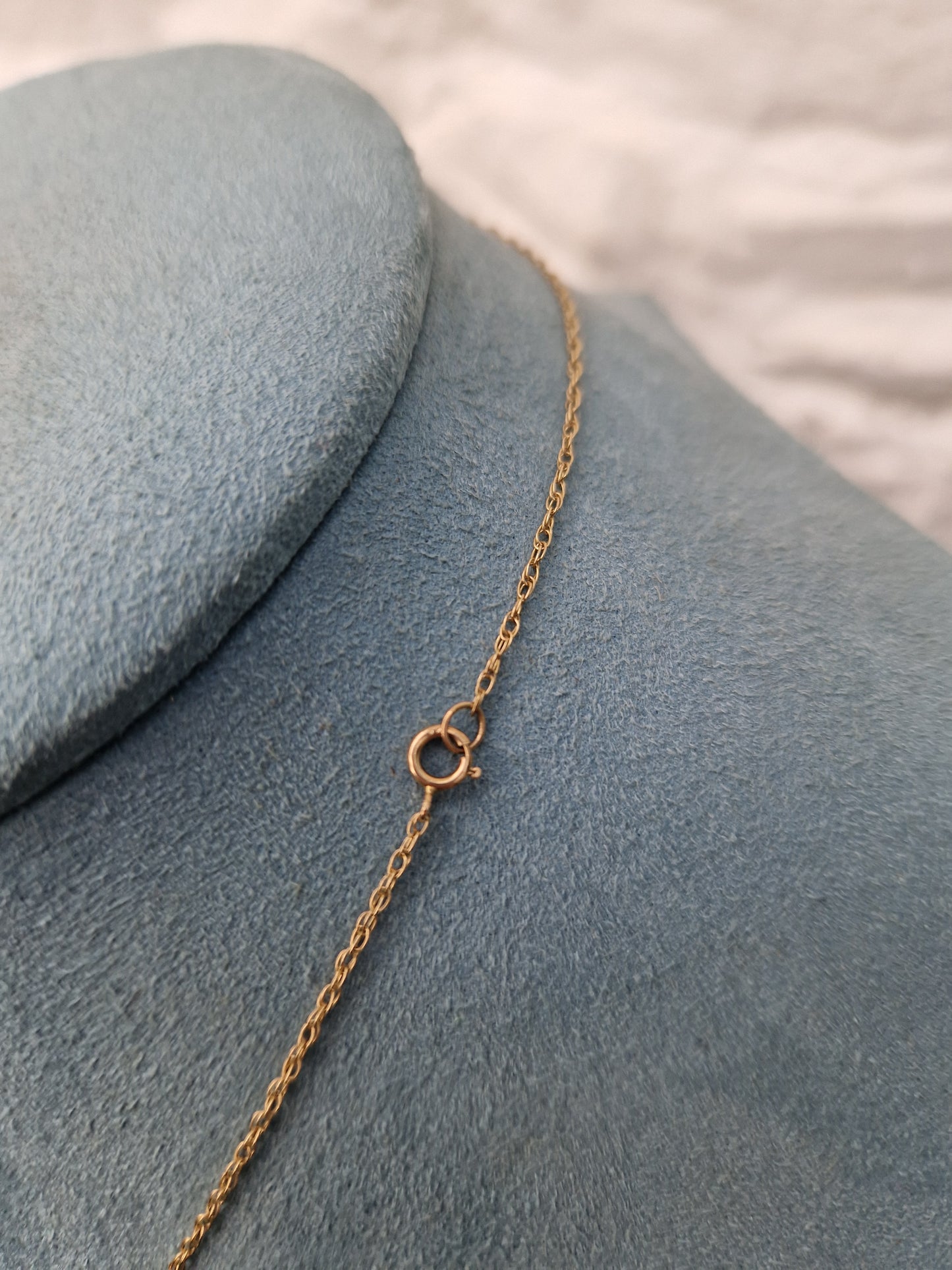 Vintage Owl Pendant Necklace 9ct Gold