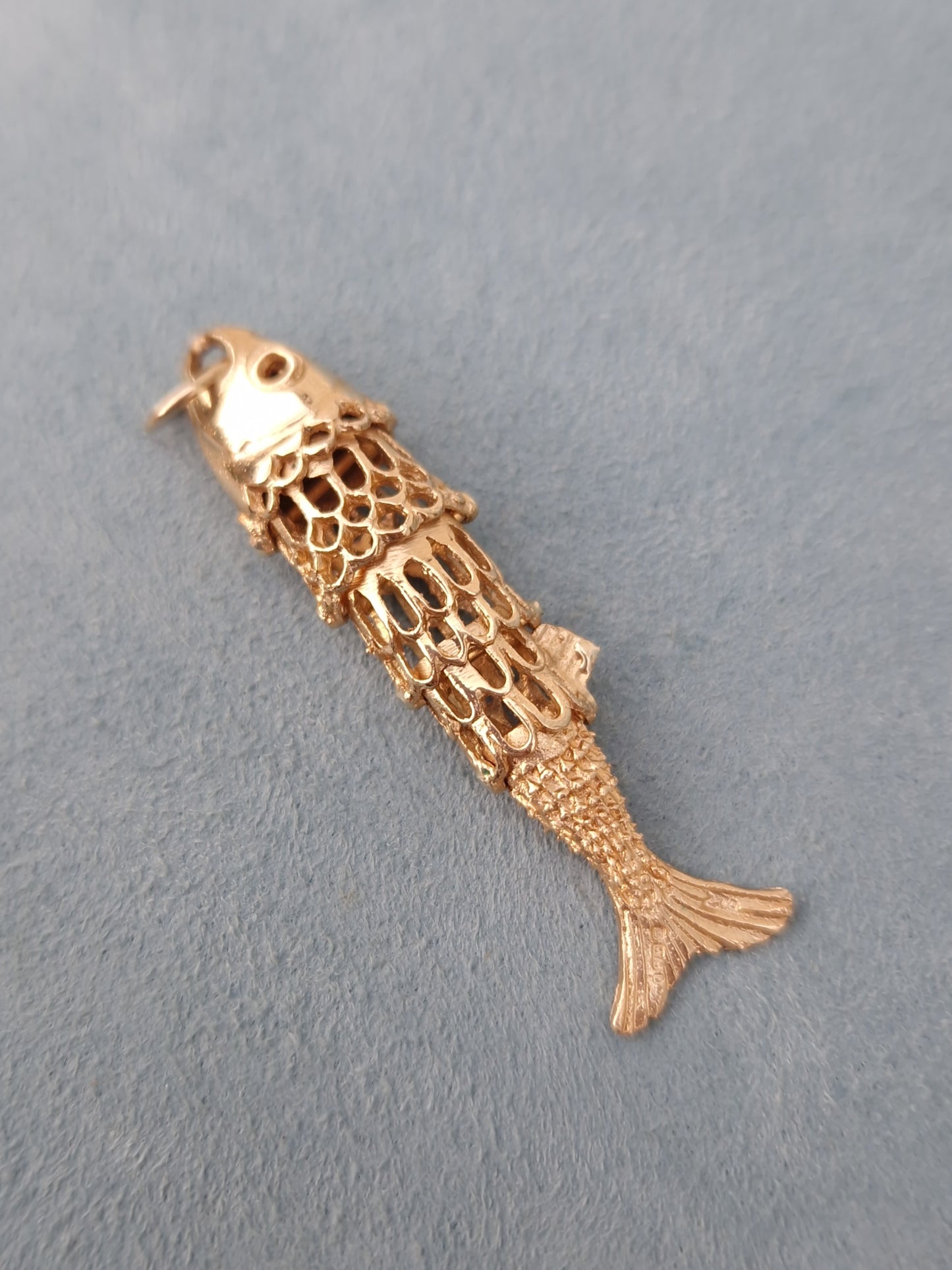 Vintage Articulated Fish Pendant 9ct Gold