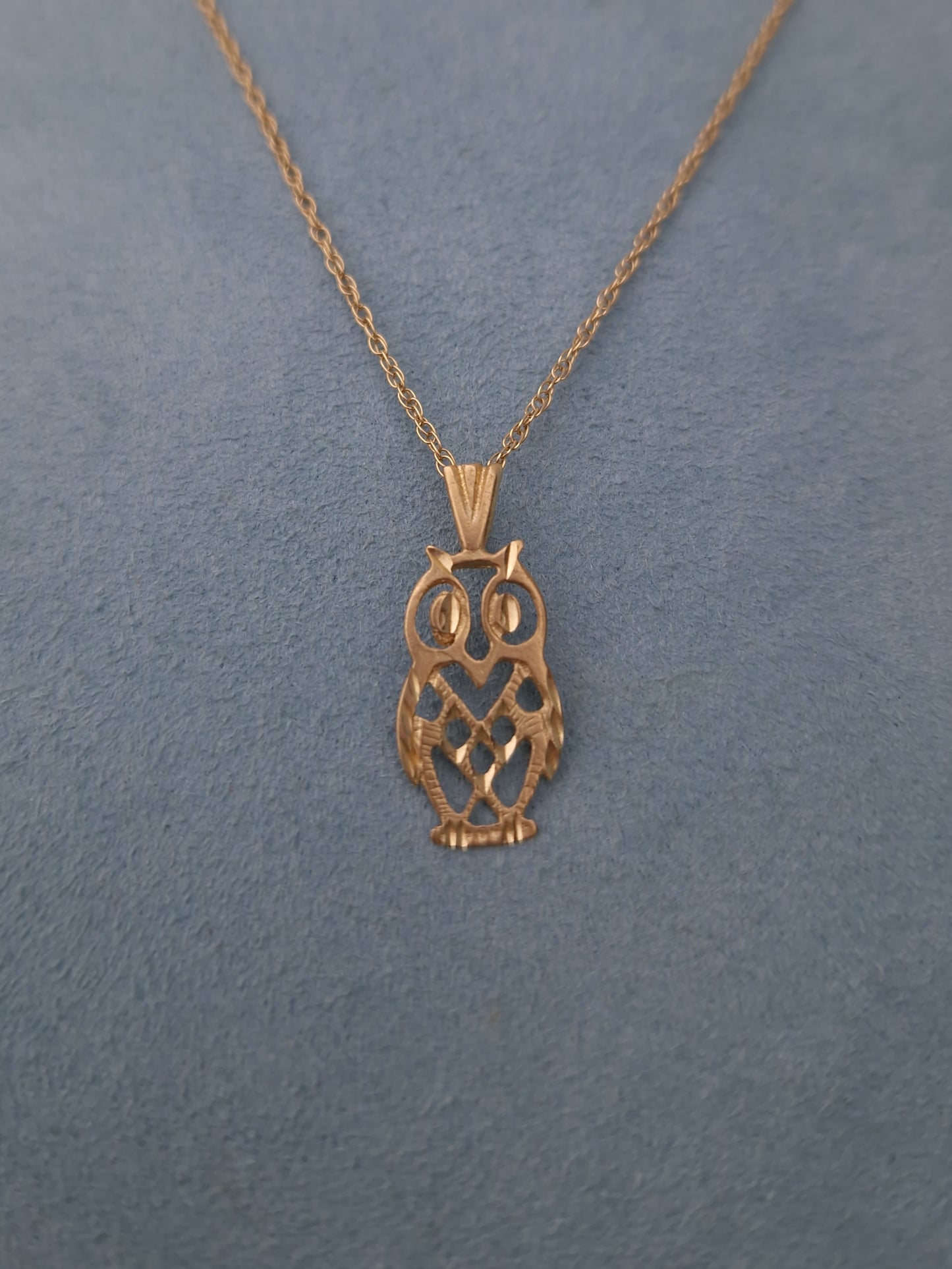 Vintage Owl Pendant Necklace 9ct Gold