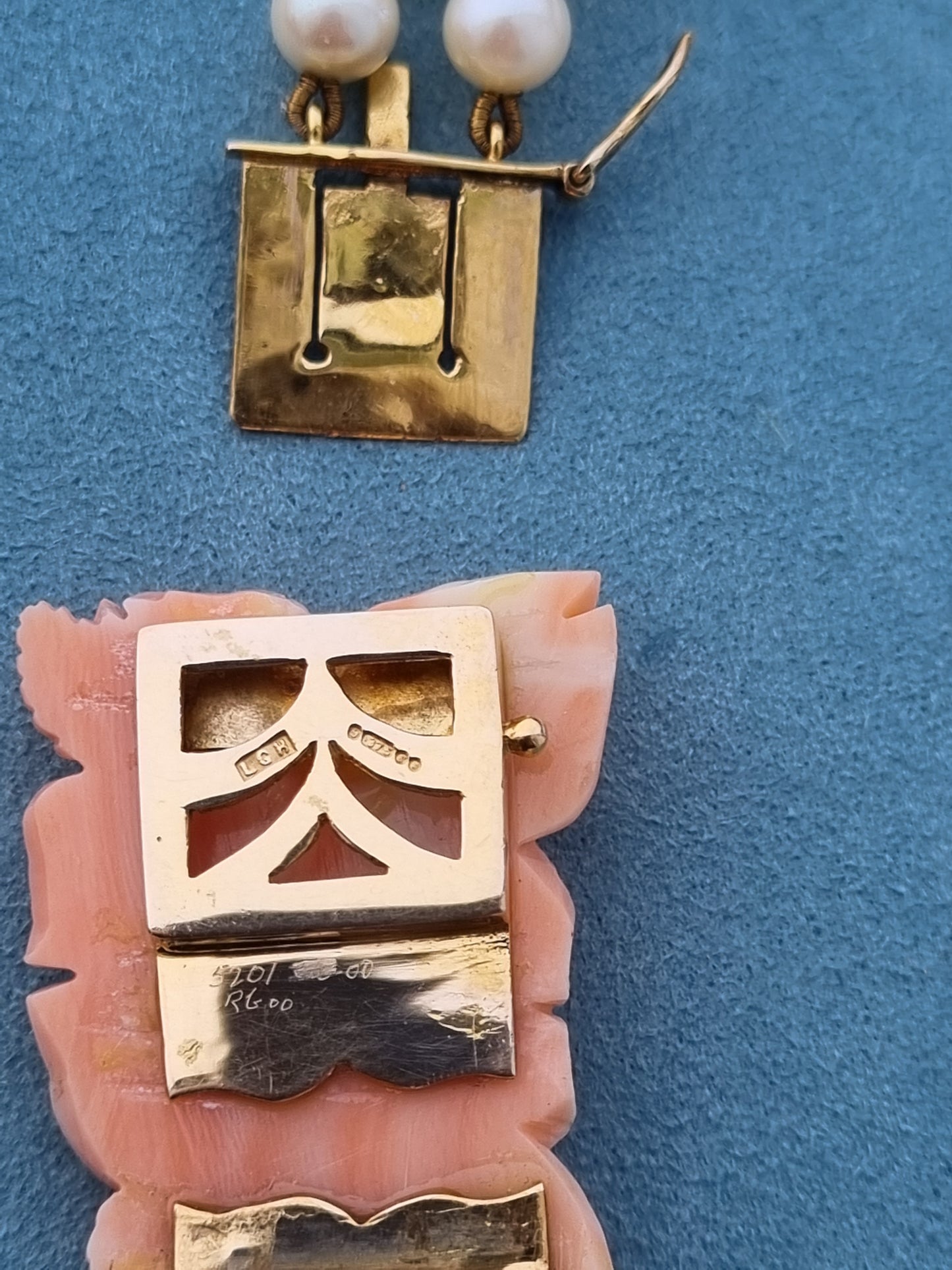 Vintage Double Pearl Strand Necklace 9ct Gold Coral Clasp