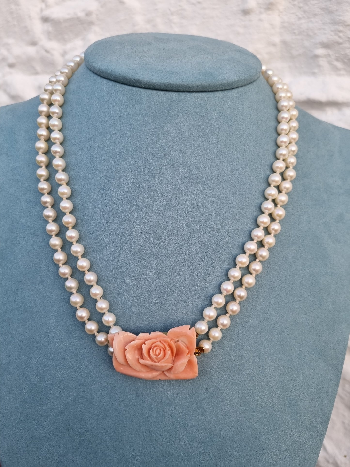 Vintage Double Pearl Strand Necklace 9ct Gold Coral Clasp