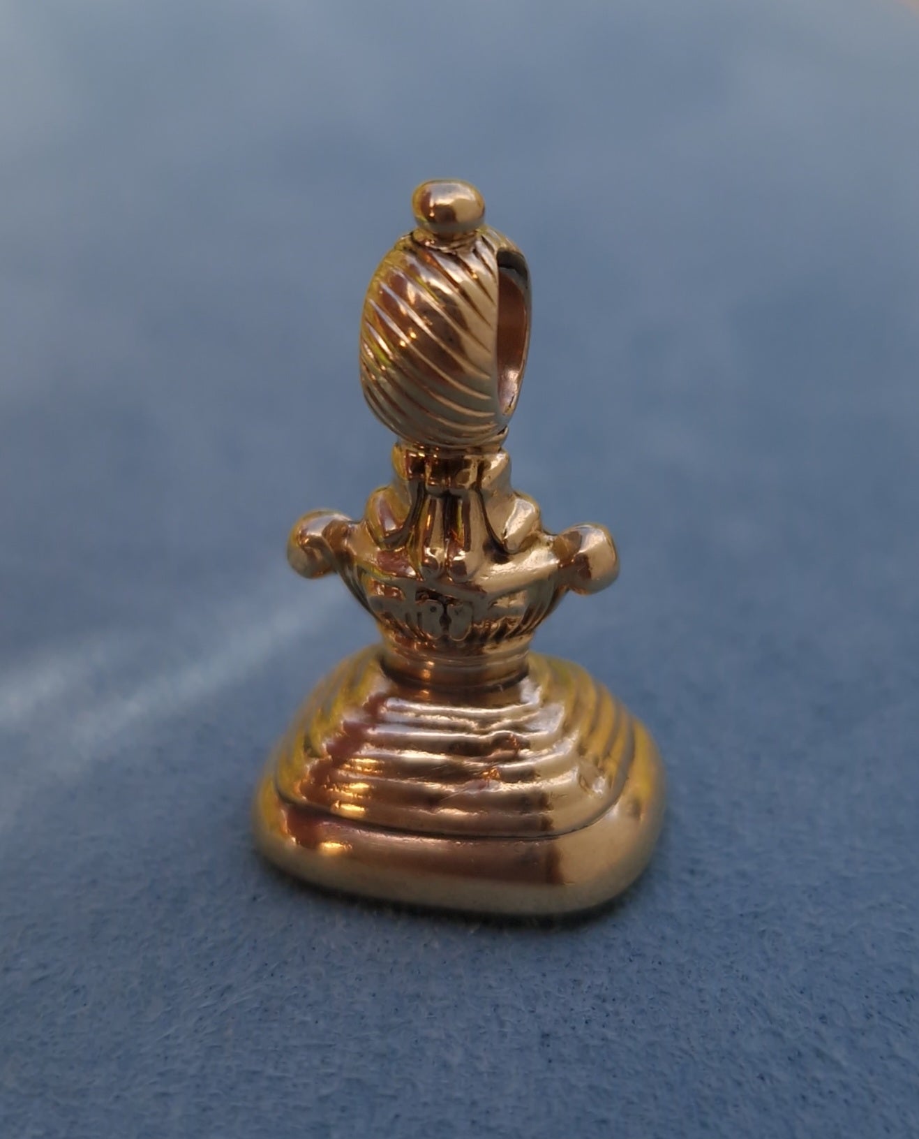 Antique 'Frances' Wax Seal Fob Pendant 15ct Gold