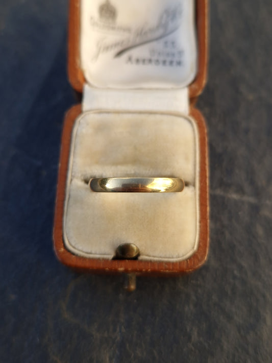 Pre-loved Berker Bros Wedding Ring 18ct Gold