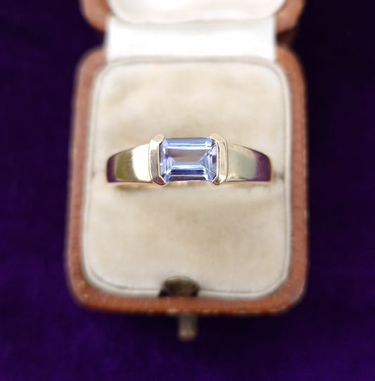 9ct Gold Tanzanite Ring