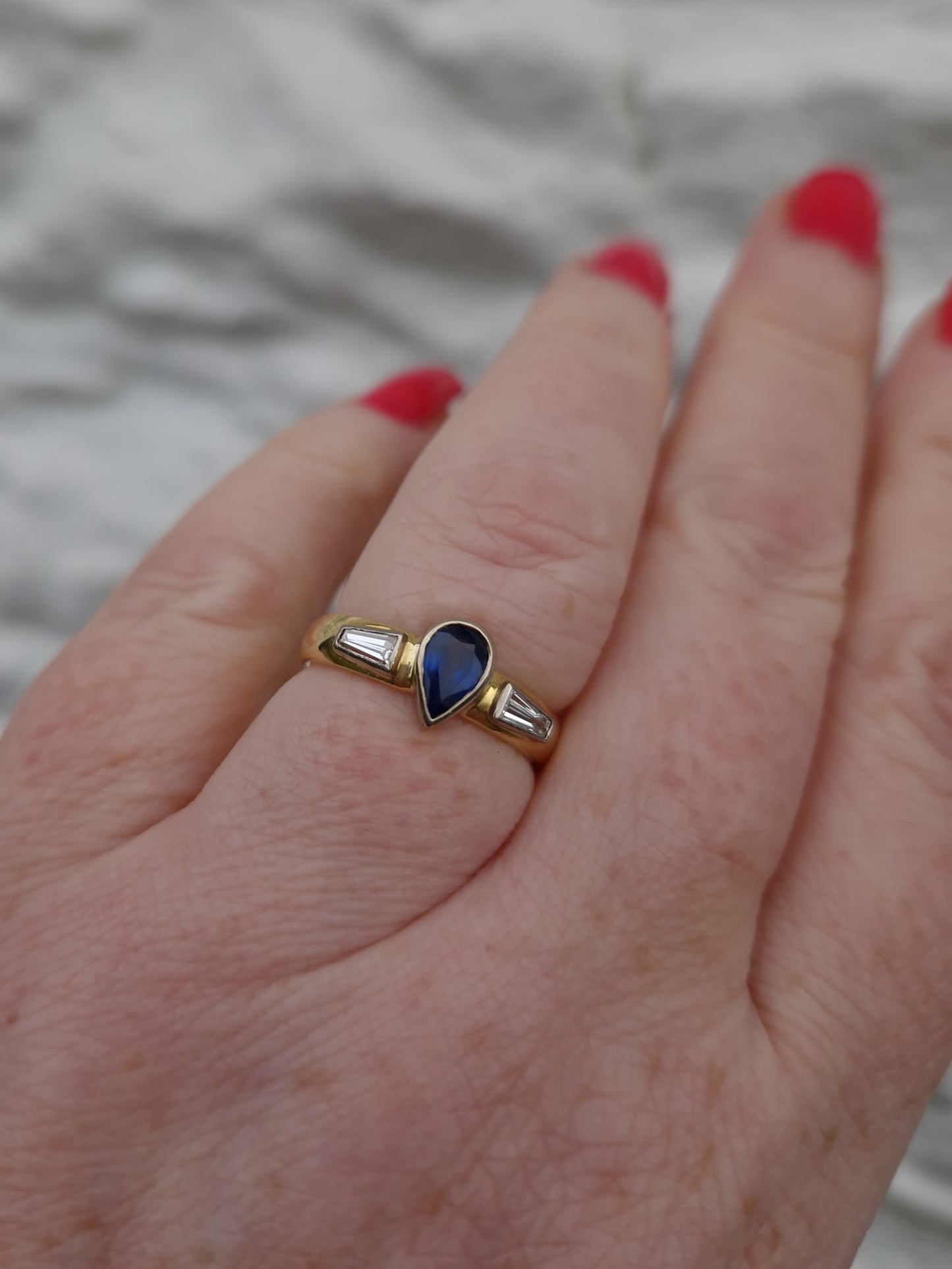 Vintage Sapphire Diamond Ring 18ct Gold