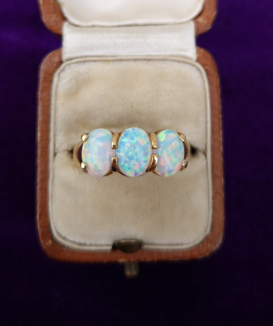 Opal 9ct Gold Trilogy Ring