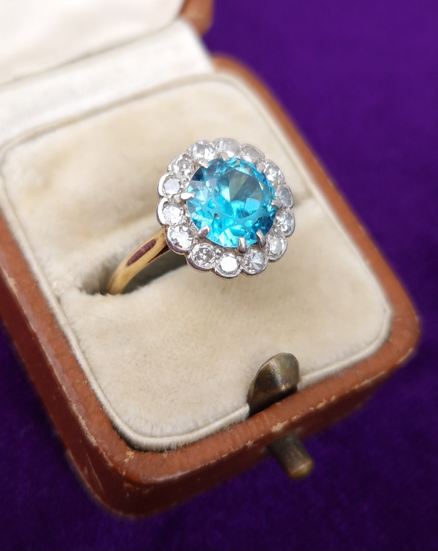 Vintage Zircon Diamond Ring 18ct Gold Platinum – Heriot Jewellery ...