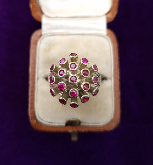 Pre-loved Sputnik Ruby 9ct Gold Ring