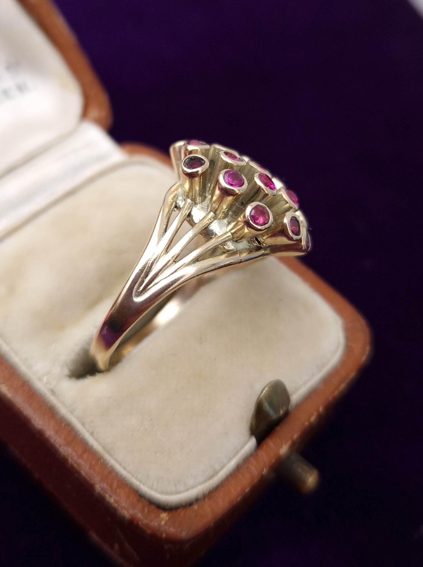 Pre-loved Sputnik Ruby 9ct Gold Ring