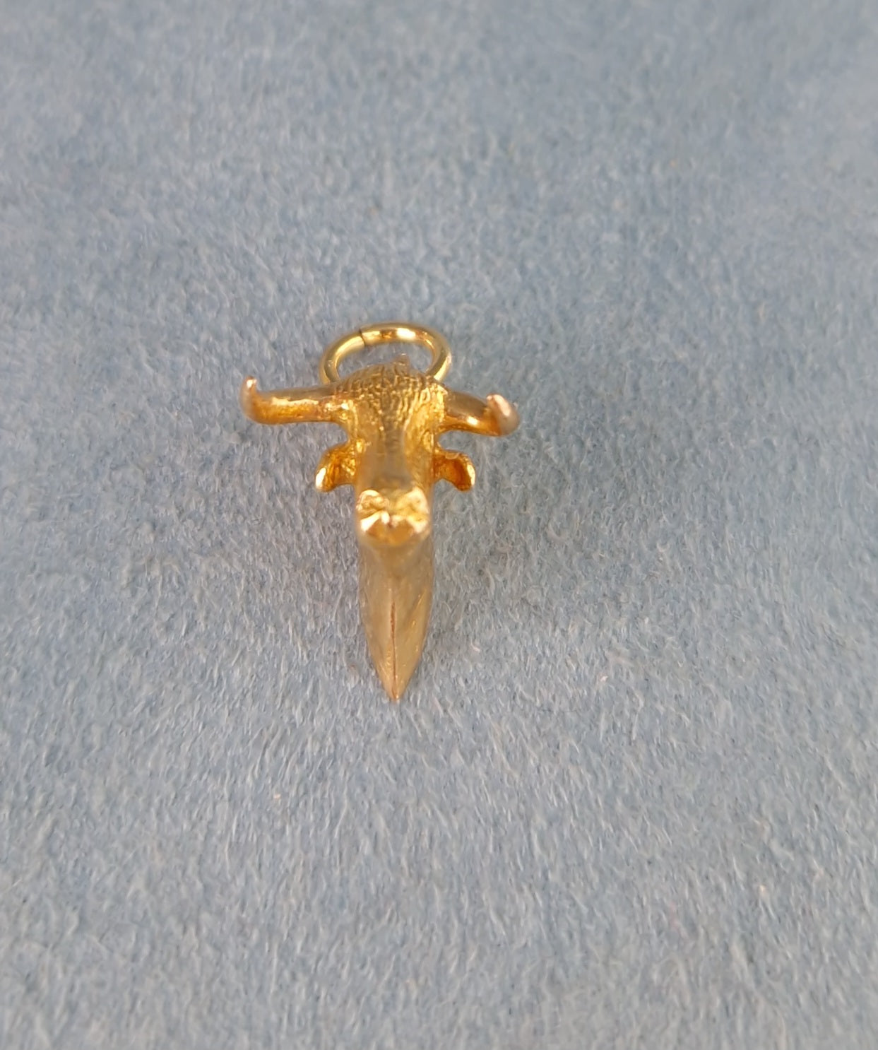 Vintage Bull Head Charm 22ct Gold