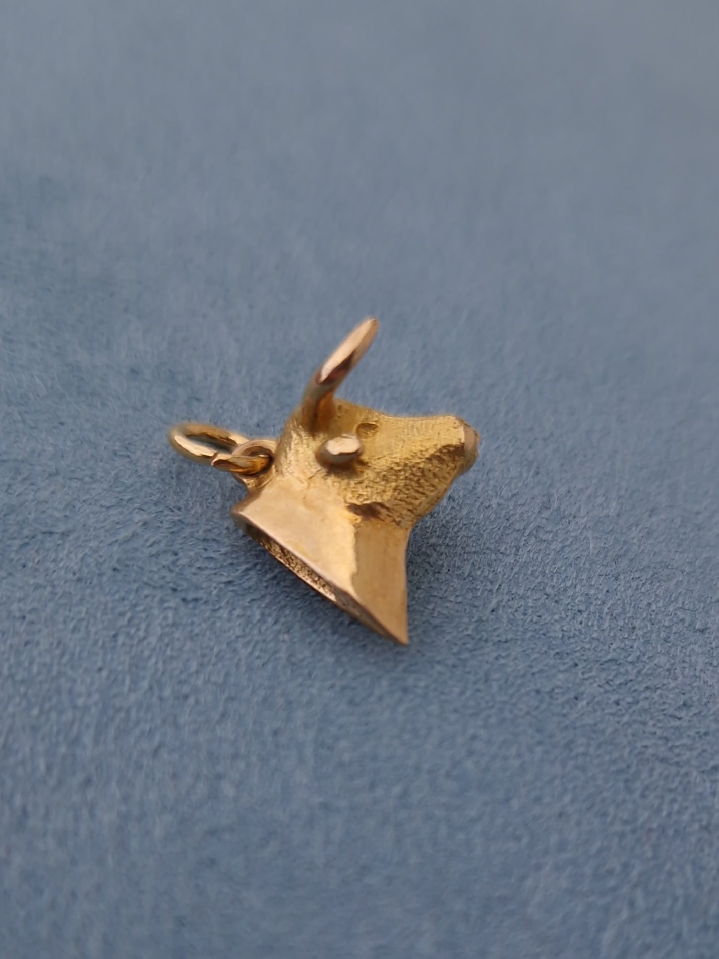 Vintage Bull Head Charm 22ct Gold