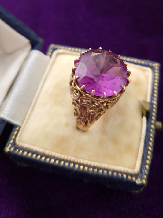 Vintage Colour Change Sapphire 14ct Gold Ring