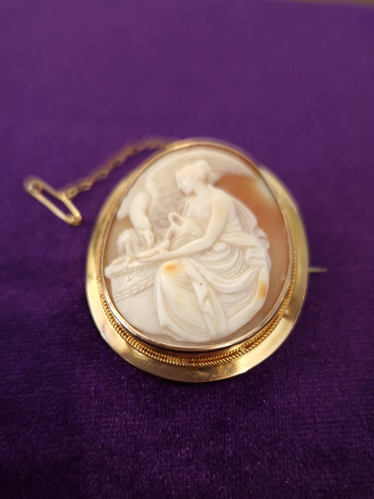 Antique 1902 Edwardian 15ct Gold Cameo Brooch