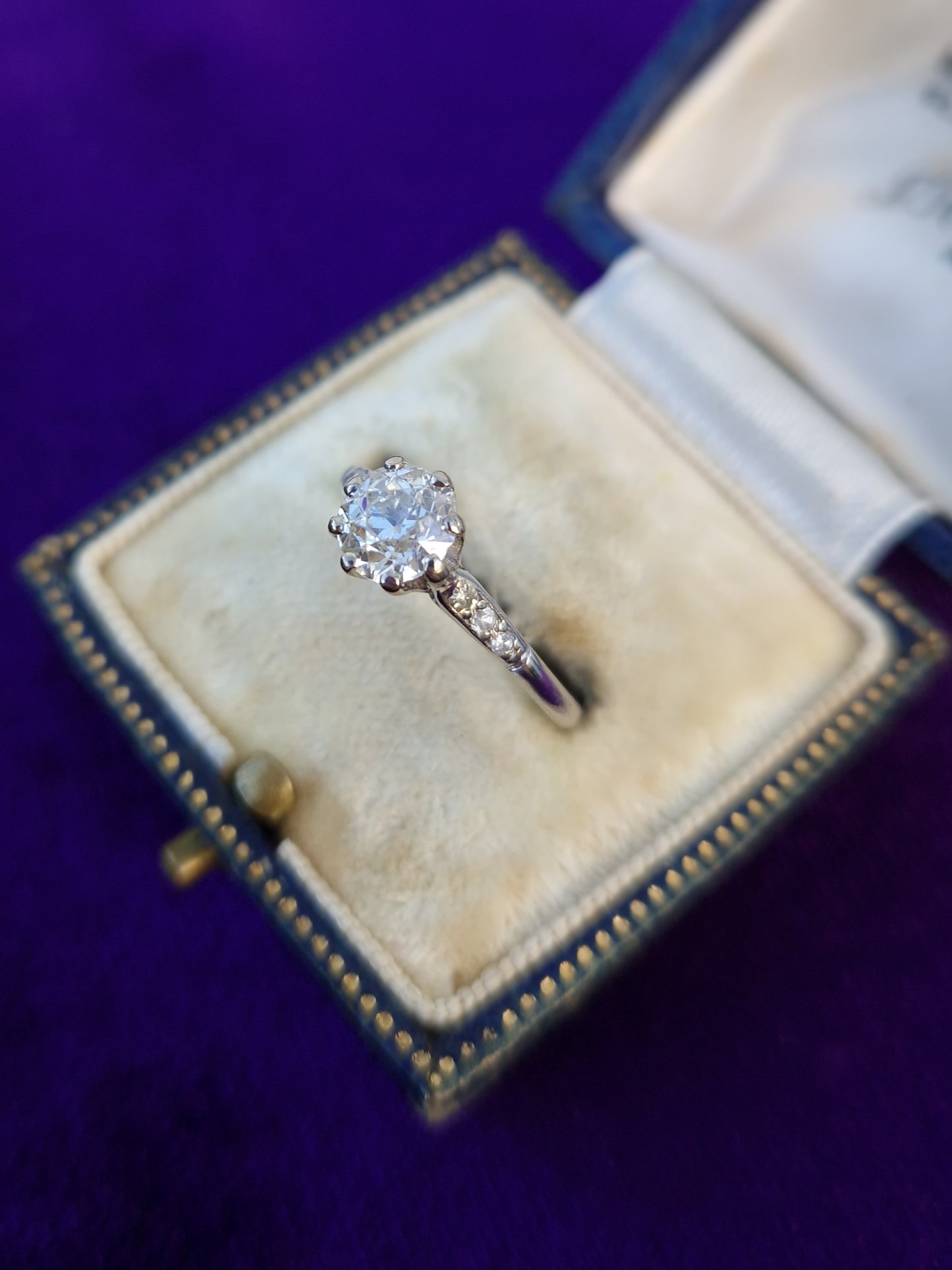 Antique 0.85ct Diamond Platinum Solitaire Ring