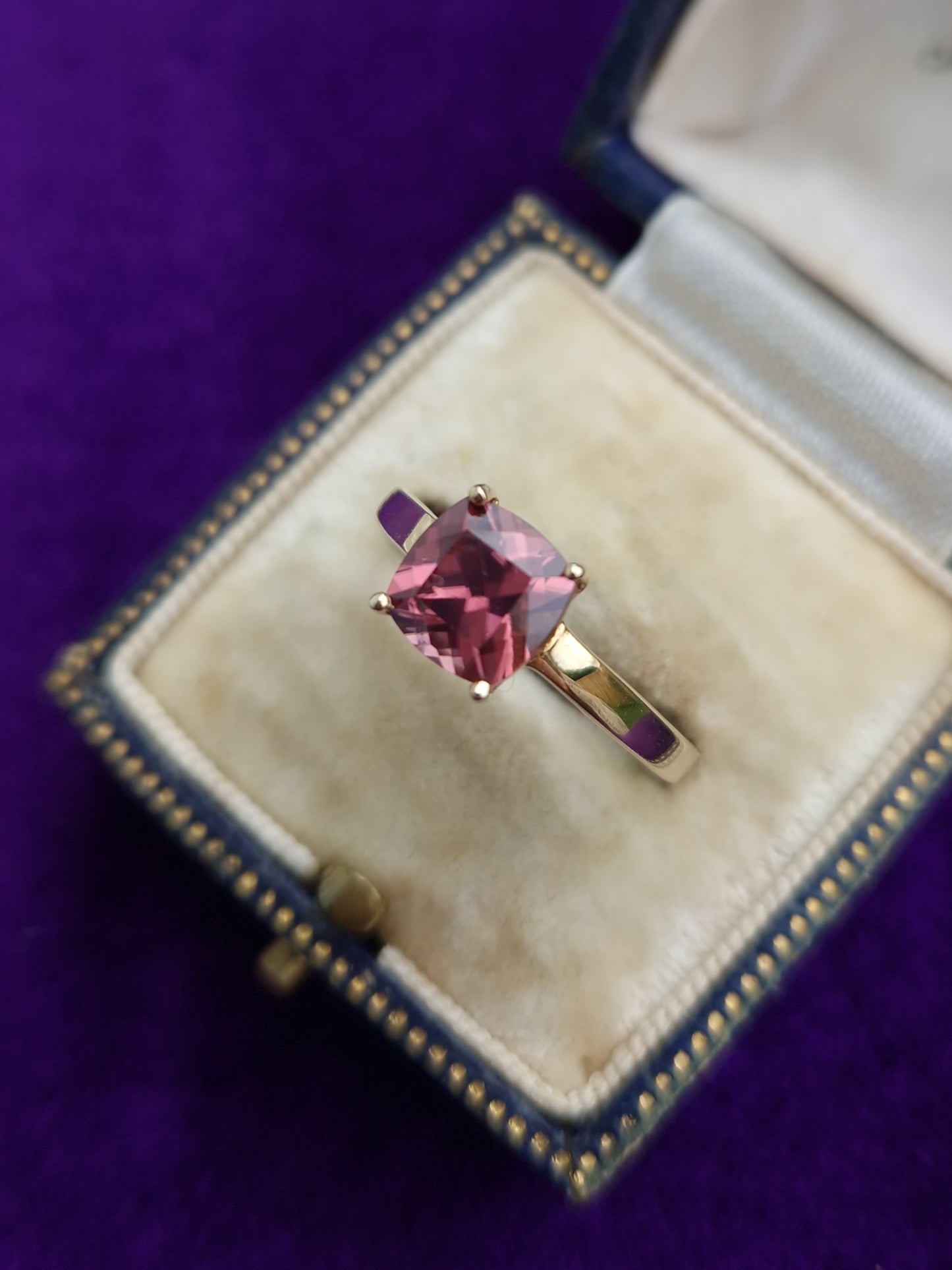 Zircon Solitaire 9ct Gold Ring