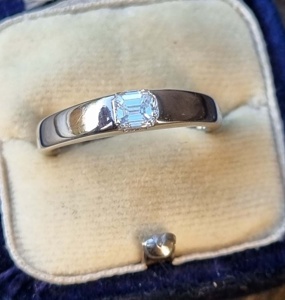 Vintage 0.42ct Diamond 18ct White Gold Band