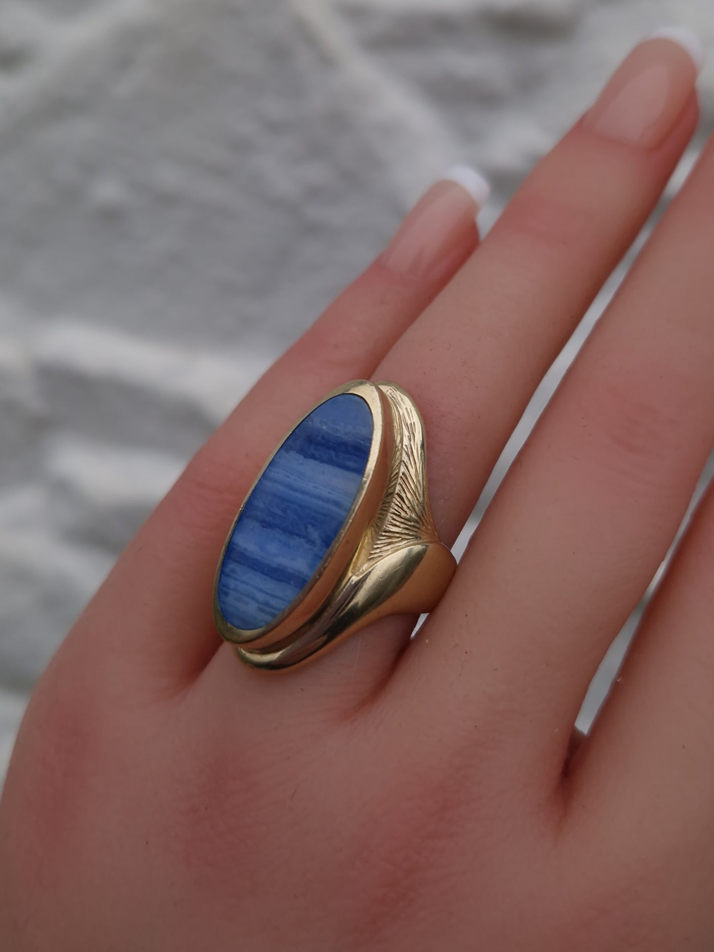 Vintage Blue Lace Agate 9ct Gold Statement Ring