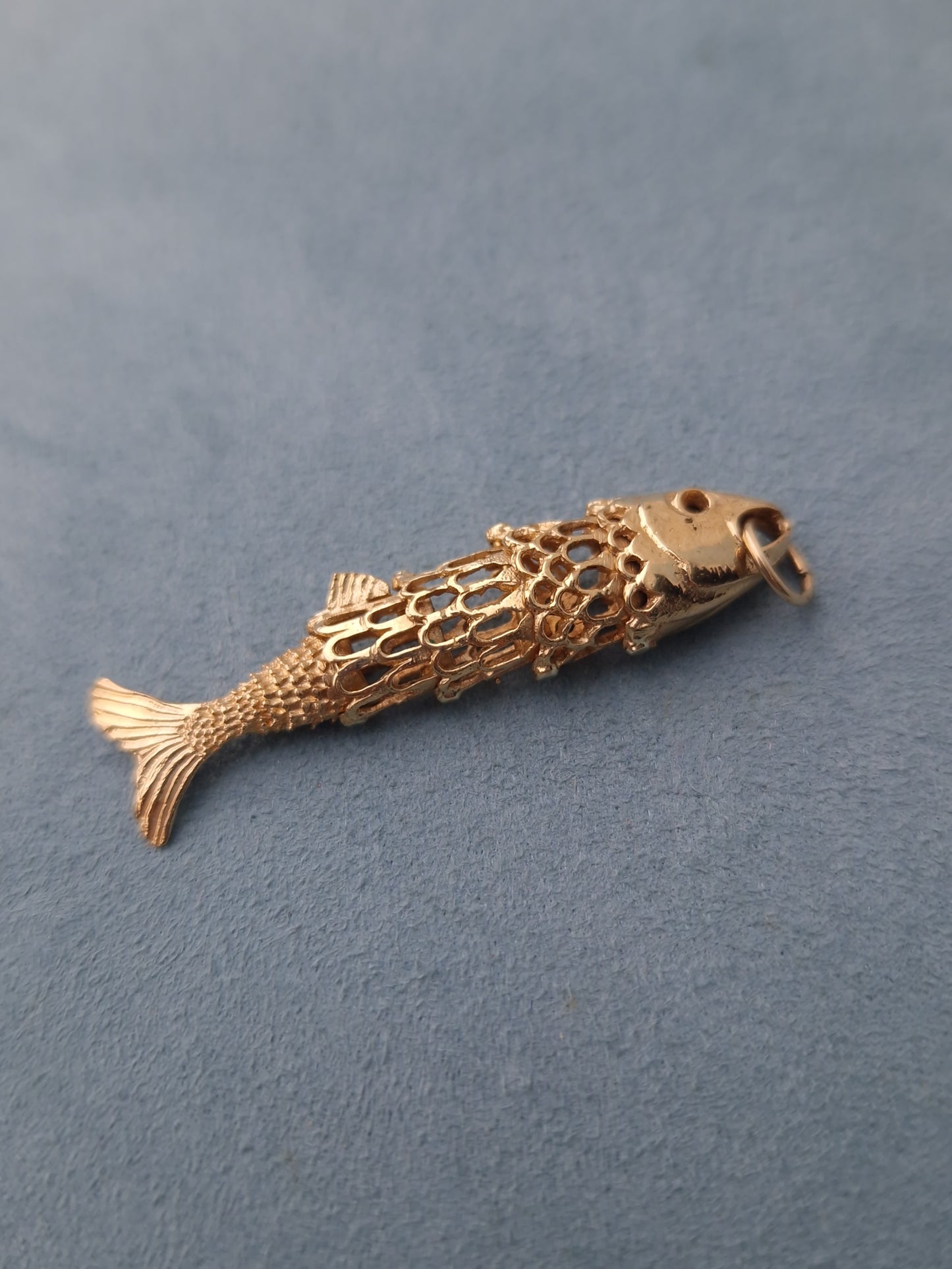Vintage Articulated Fish Pendant 9ct Gold