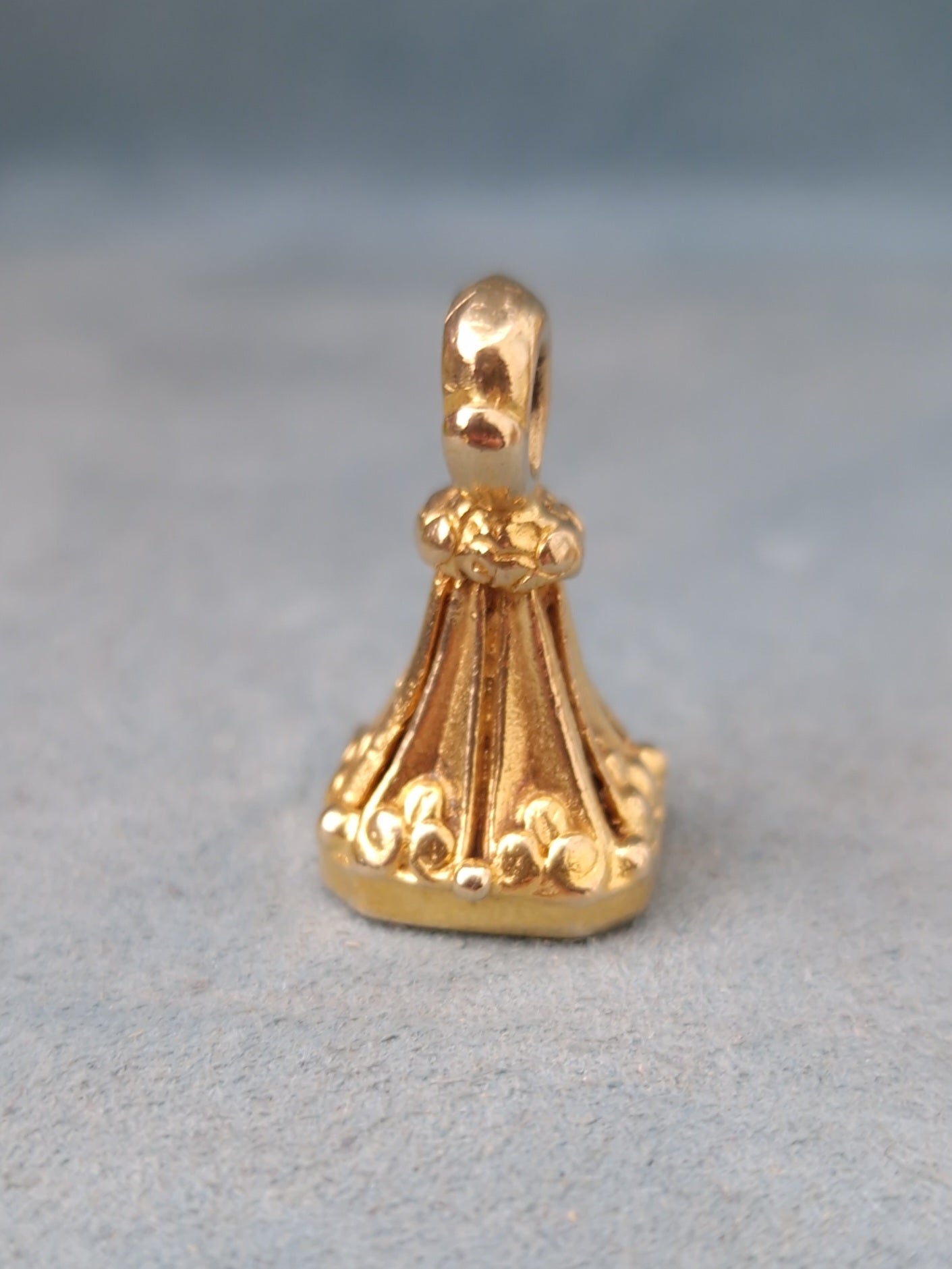 Vintage Chrysoprase 9ct Gold Fob Pendant