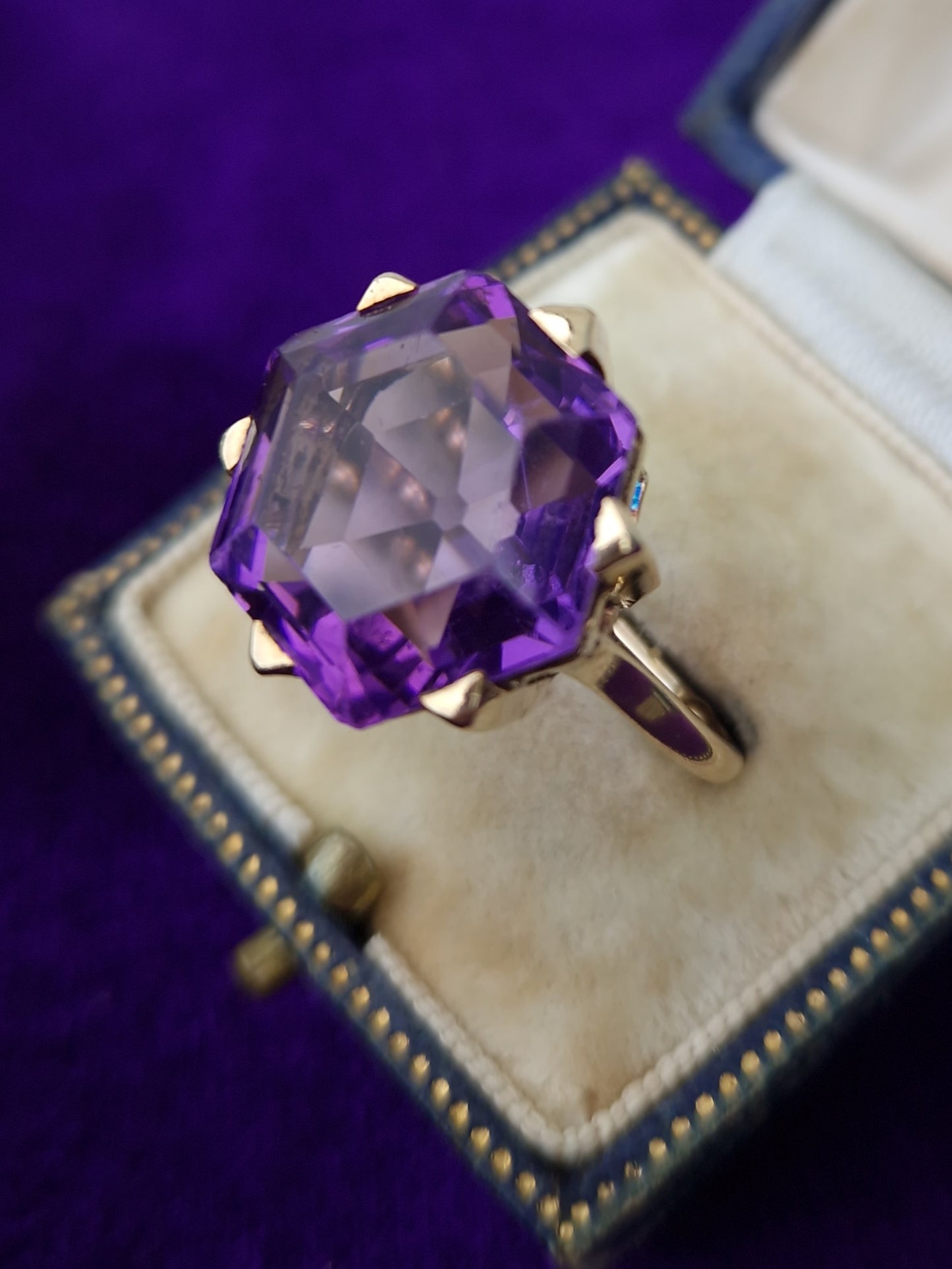 Vintage Amethyst 9ct Gold Cocktail Ring