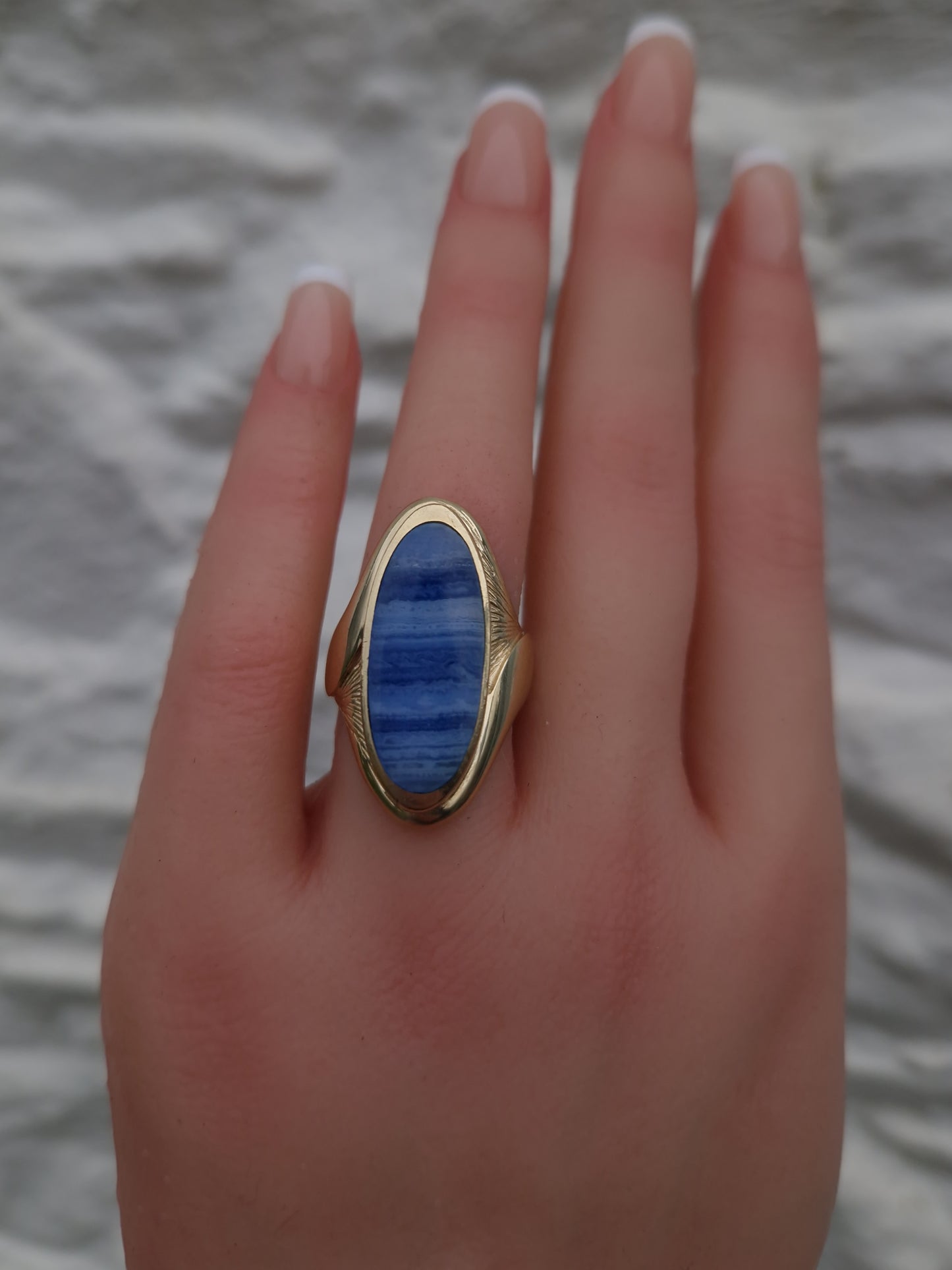 Vintage Blue Lace Agate 9ct Gold Statement Ring