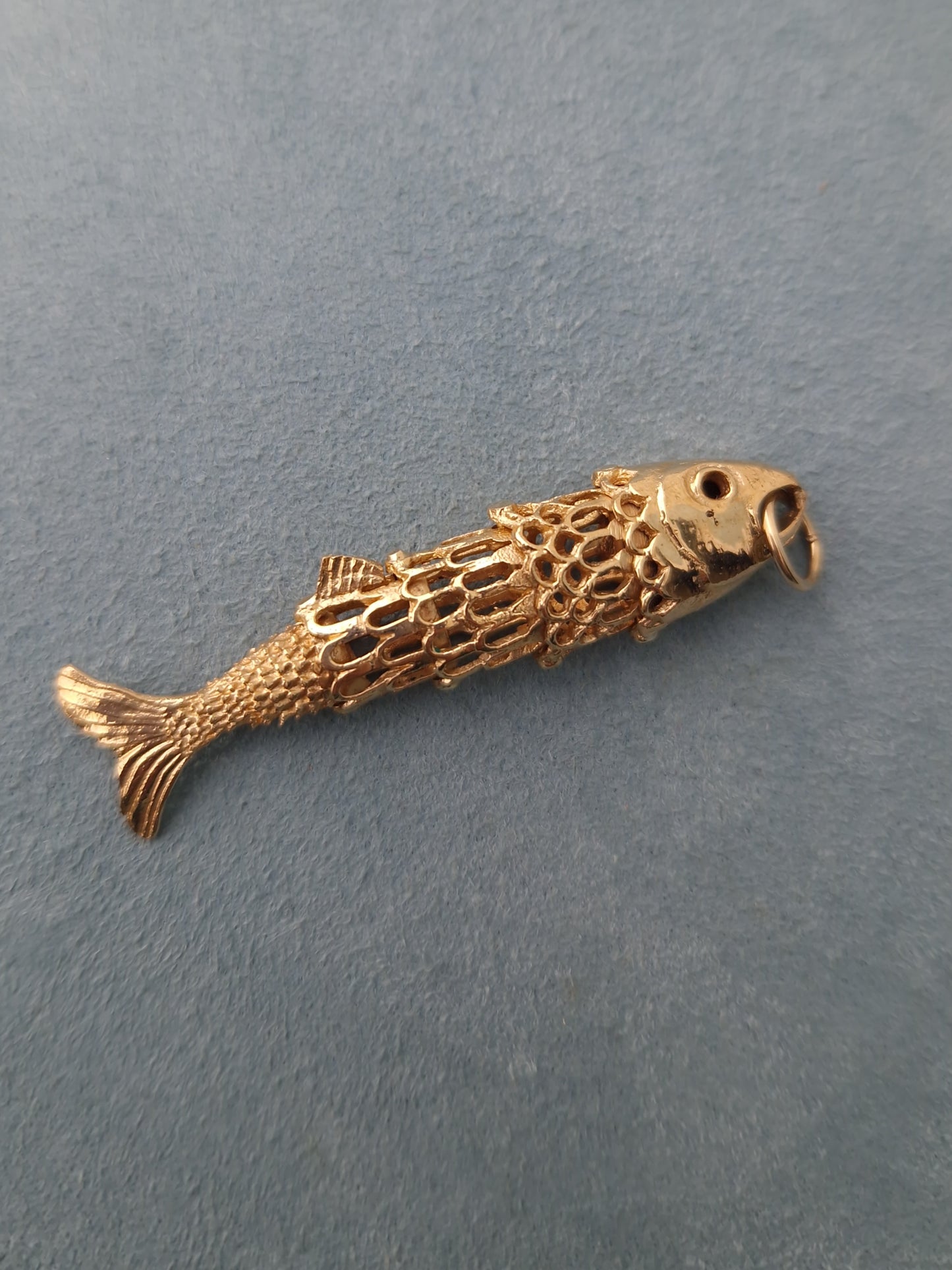 Vintage Articulated Fish Pendant 9ct Gold