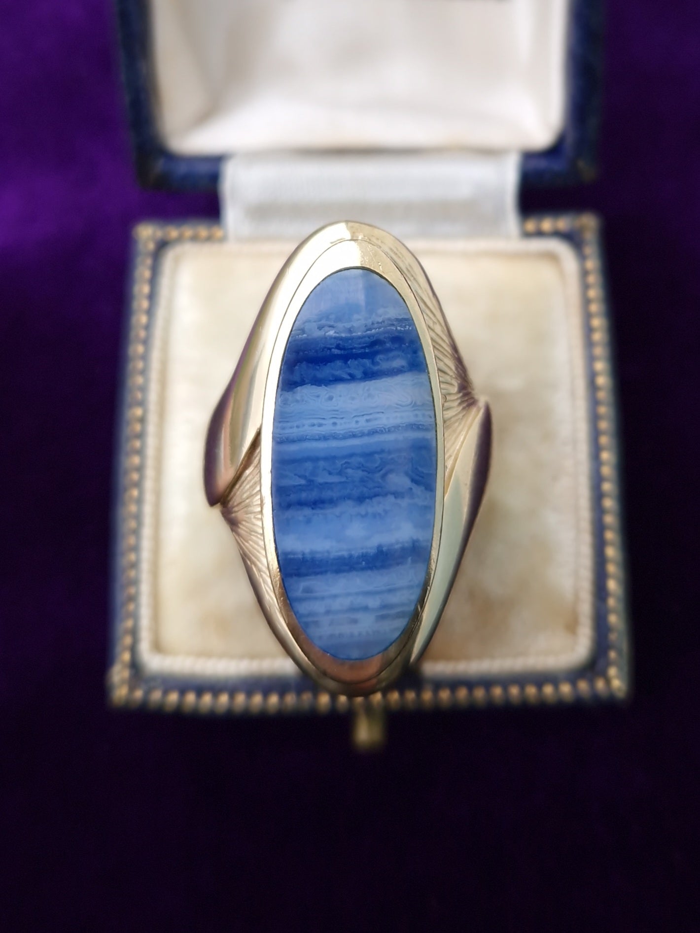 Vintage Blue Lace Agate 9ct Gold Statement Ring