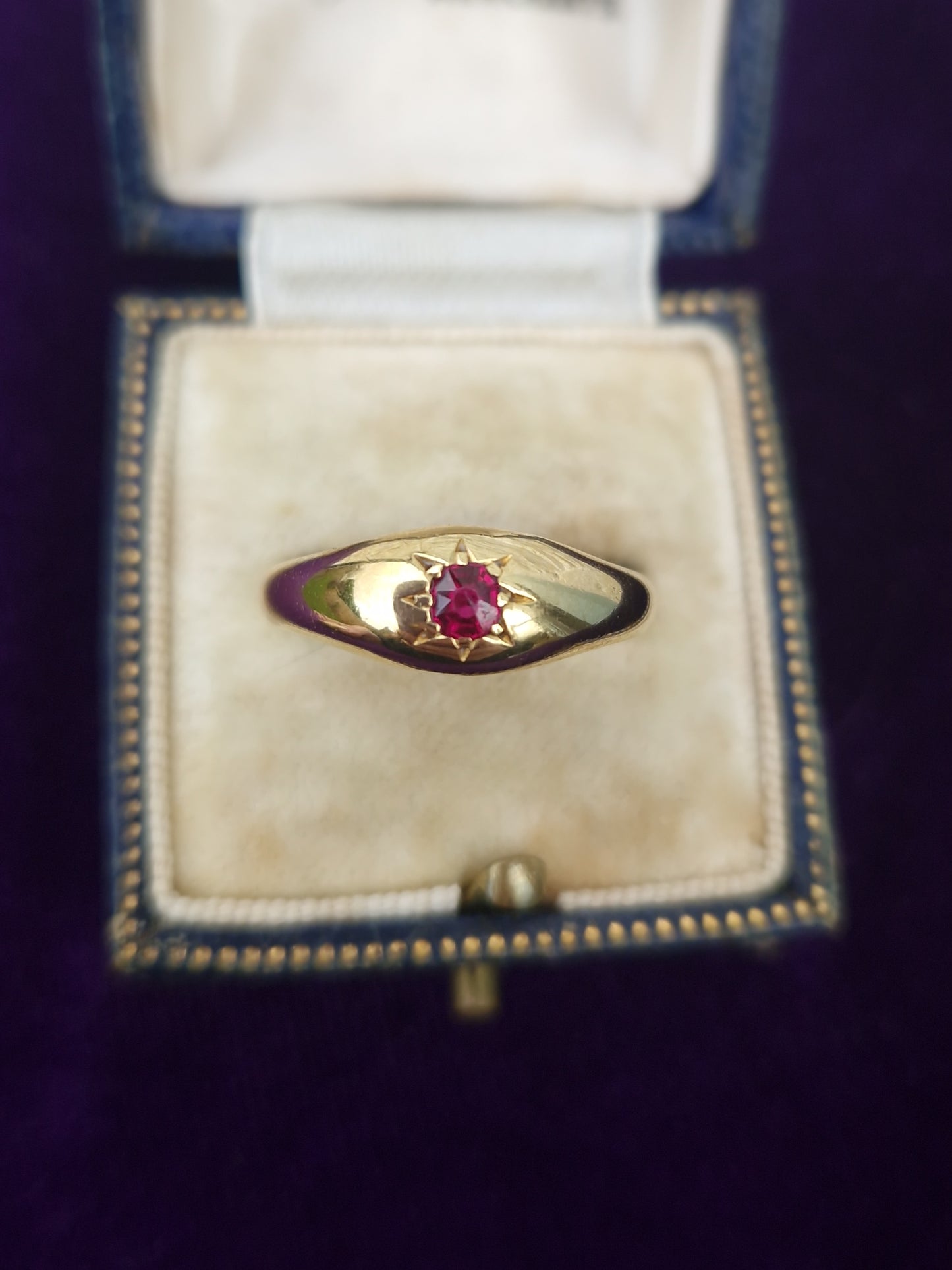 Antique 1913 Ruby 18ct Gold Gypsy Ring