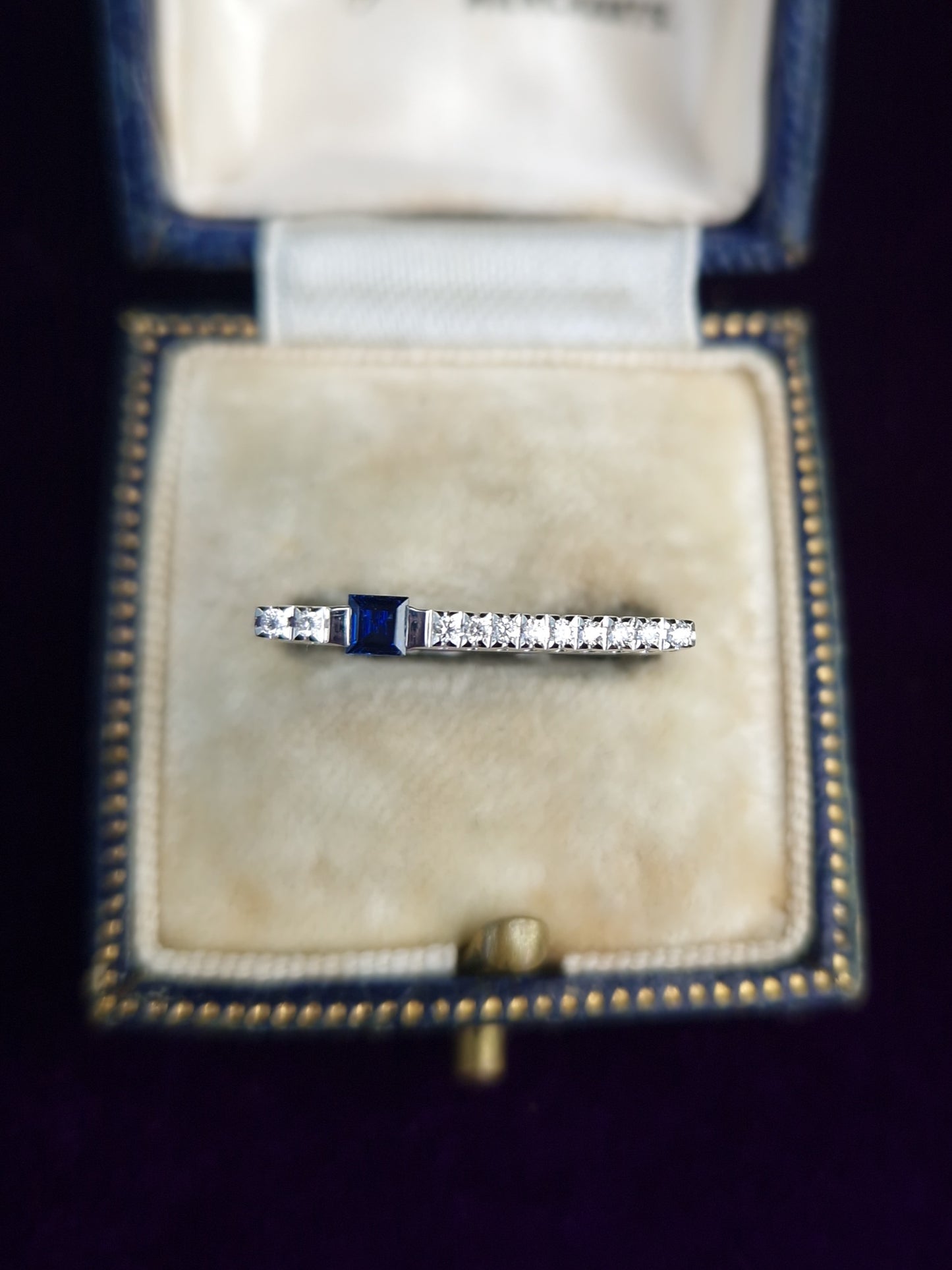 Modernist Diamond & Sapphire 18ct Gold Ring