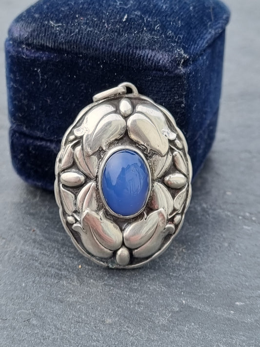 Arts & Crafts Chalcedony Pendant